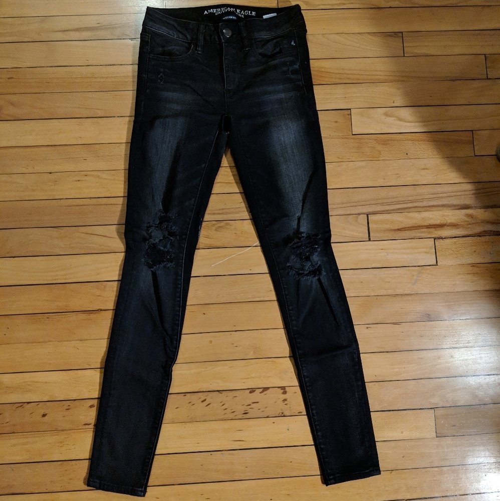 AMERICAN EAGLE OUTFITTERS Distressed Jeggings